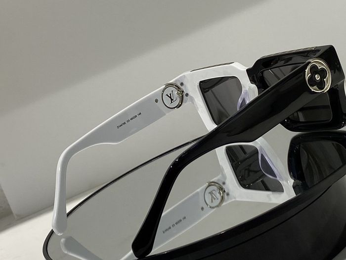 Louis Vuitton Sunglasses Top Quality LVS00533